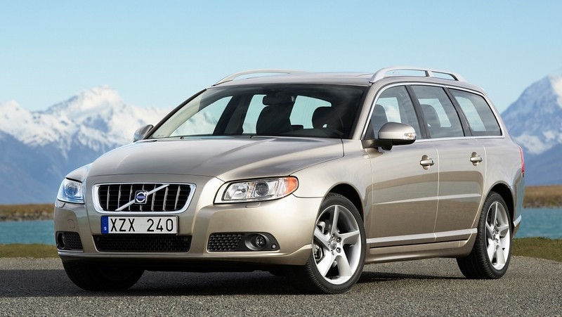 Volvo V70 II